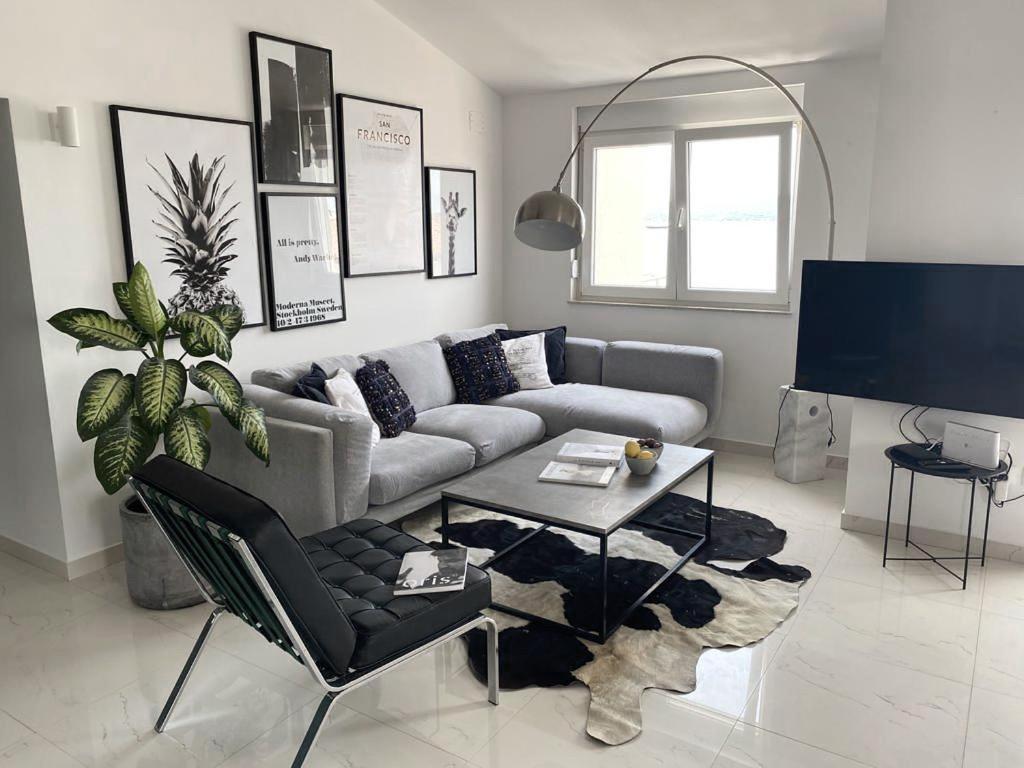 Beachfront Petar Apartment Zadar